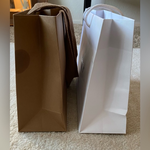 2 Small Burberry shopping bags. - Picture 4 of 6